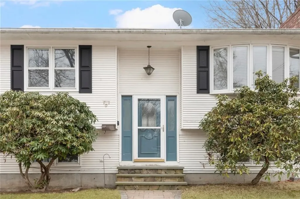 101 Hedley Avenue Johnston RI 02919
