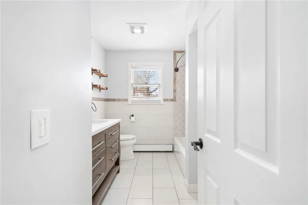 101 Hedley Avenue Johnston RI 02919
