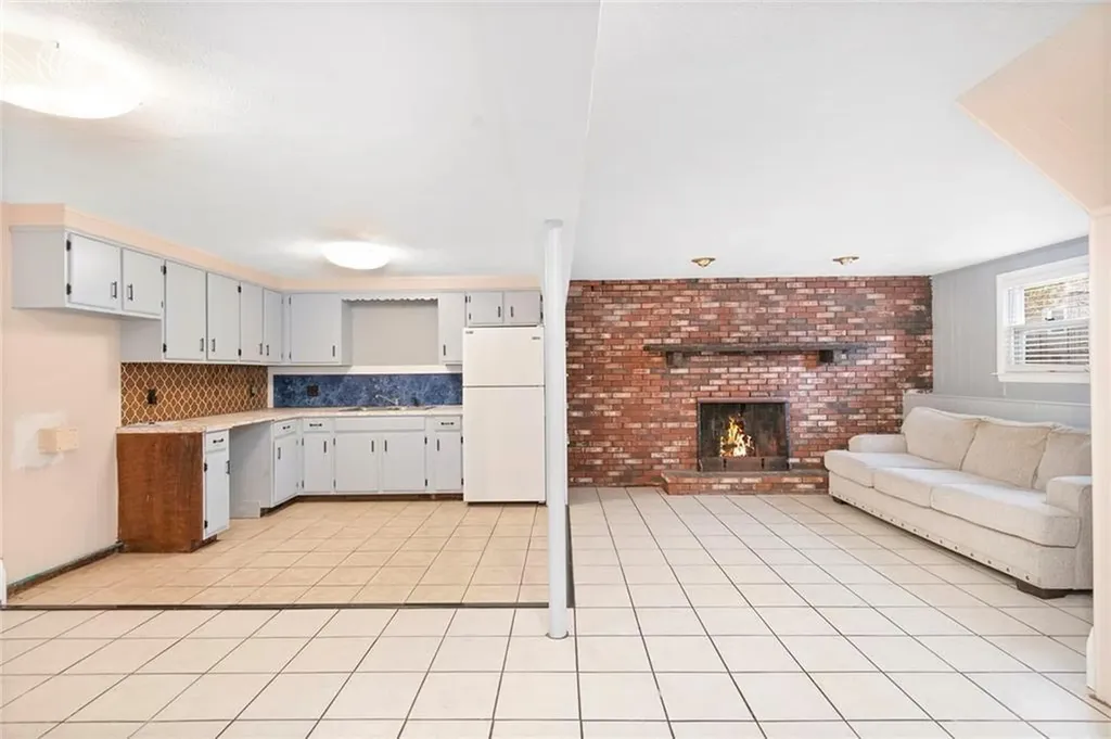 101 Hedley Avenue Johnston RI 02919