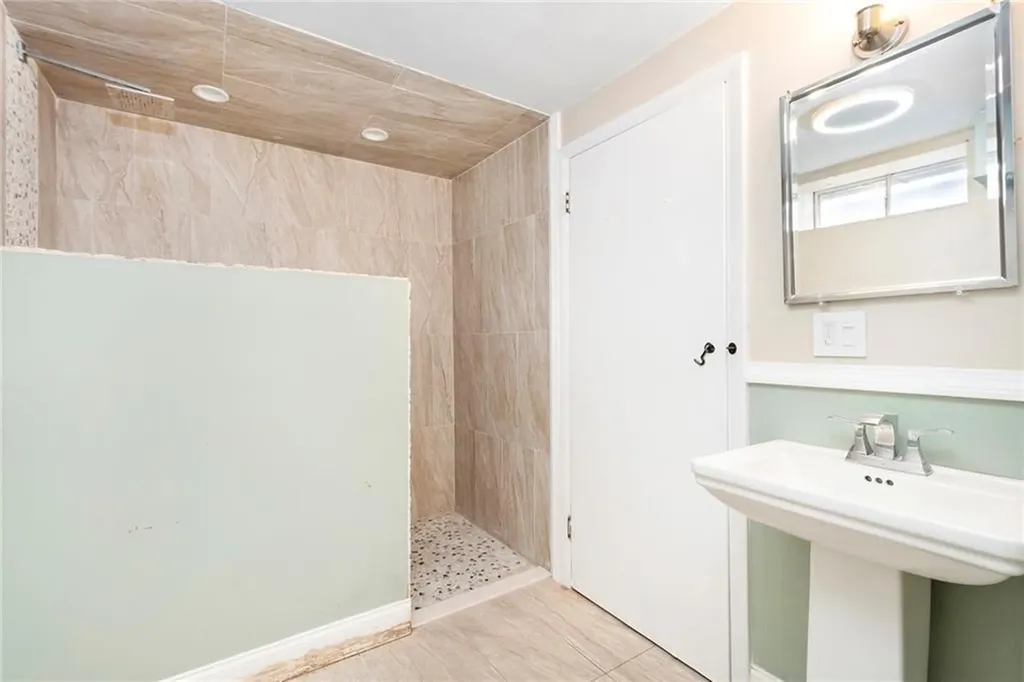 101 Hedley Avenue Johnston RI 02919