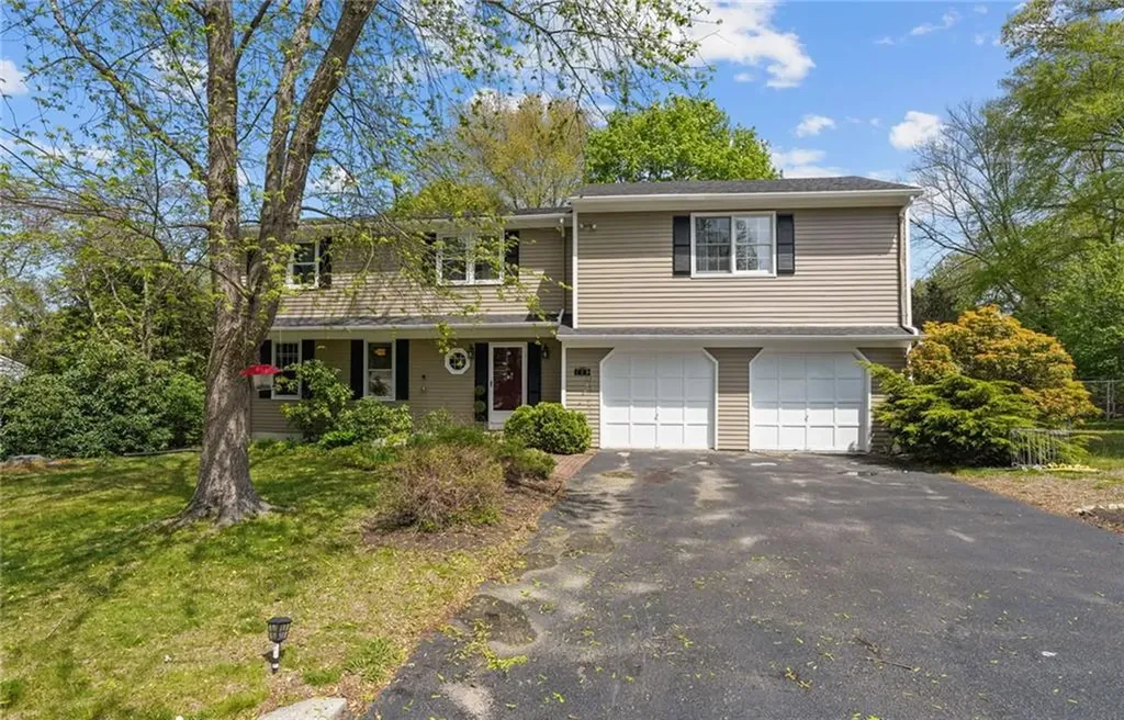 160 Sage Drive Warwick RI 02886