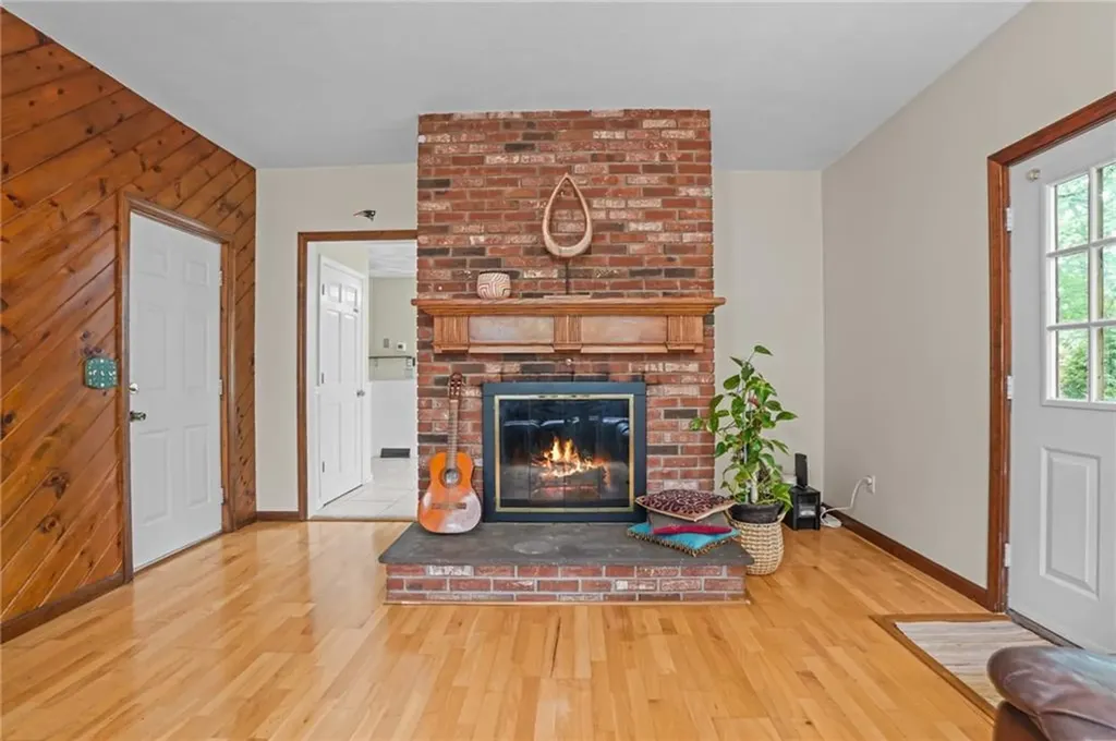 160 Sage Drive Warwick RI 02886