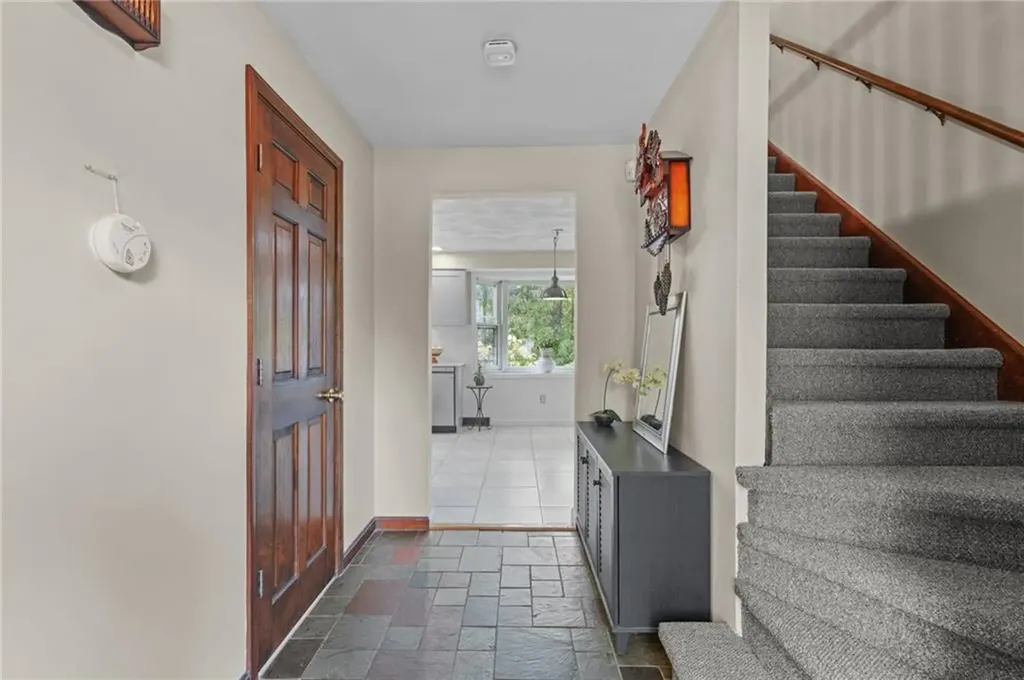 160 Sage Drive Warwick RI 02886