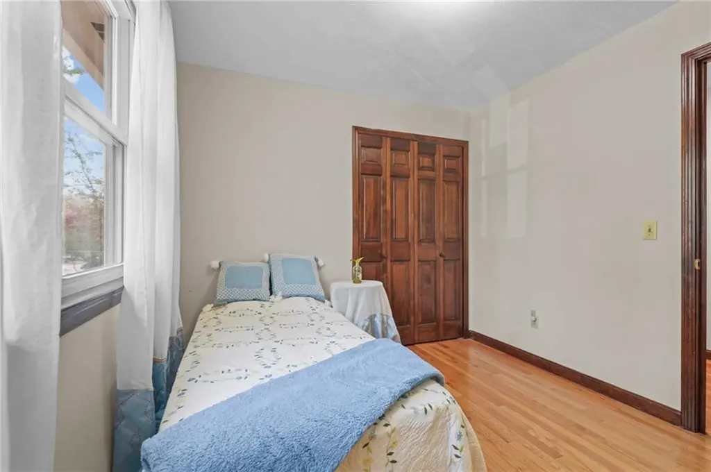 160 Sage Drive Warwick RI 02886