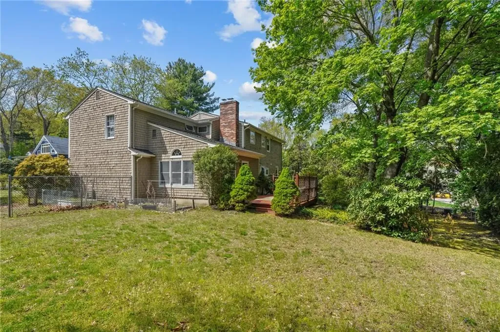 160 Sage Drive Warwick RI 02886