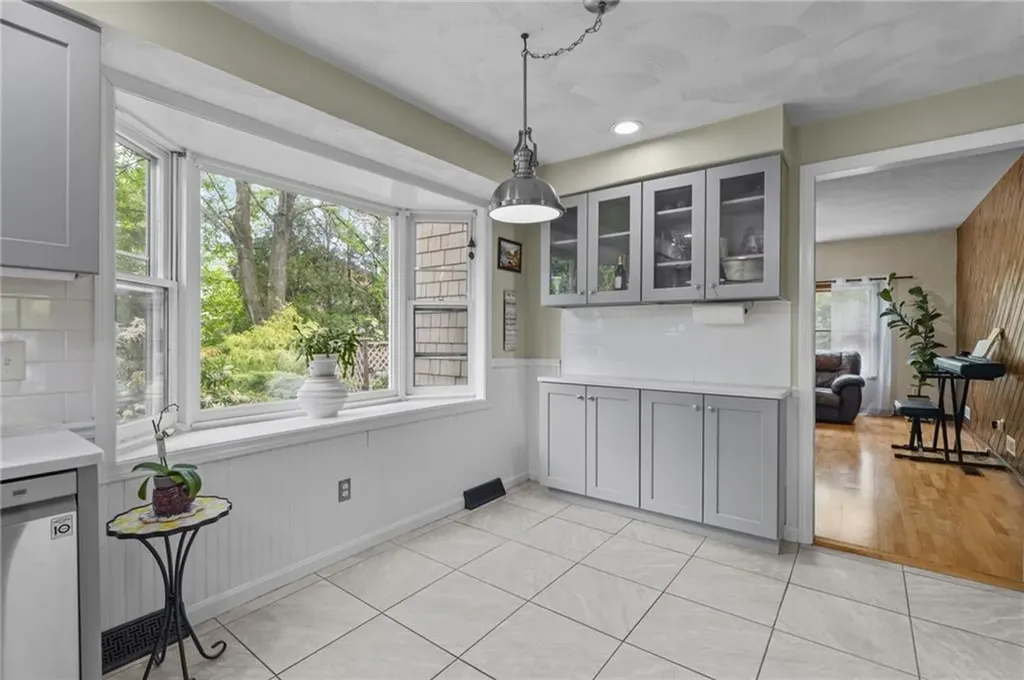160 Sage Drive Warwick RI 02886
