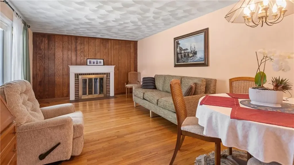 328 Magnolia Street Cranston RI 02910