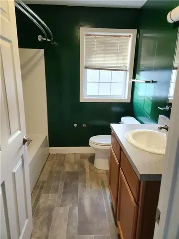 5 Walker Farm Lane Barrington RI 02806