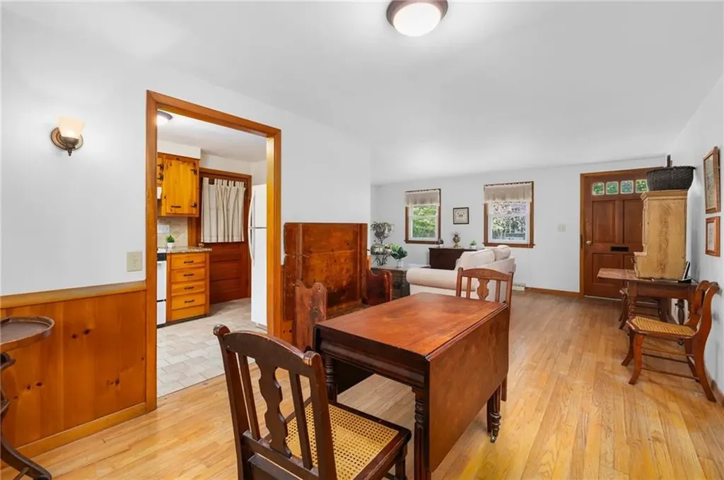51 Lippitt Avenue Warwick RI 02889