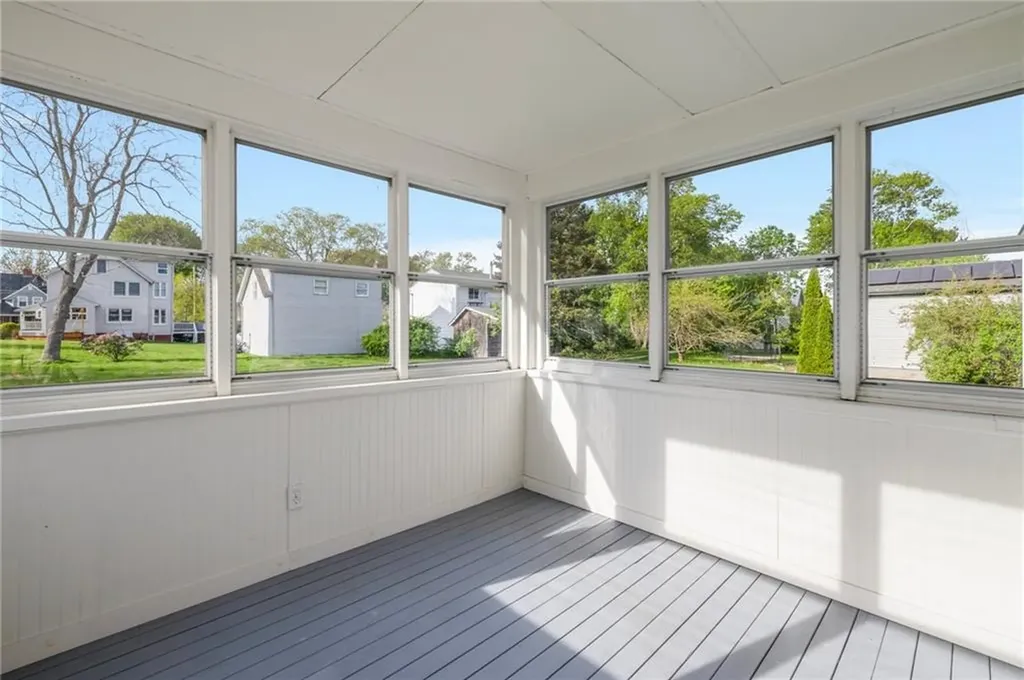 51 Lippitt Avenue Warwick RI 02889