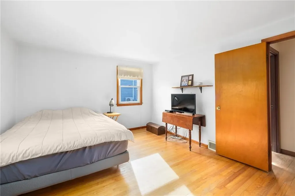 51 Lippitt Avenue Warwick RI 02889