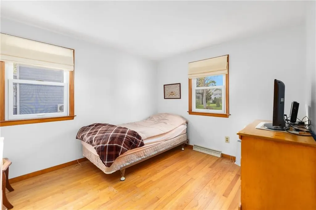 51 Lippitt Avenue Warwick RI 02889