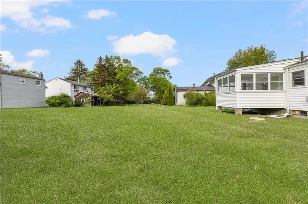 51 Lippitt Avenue Warwick RI 02889