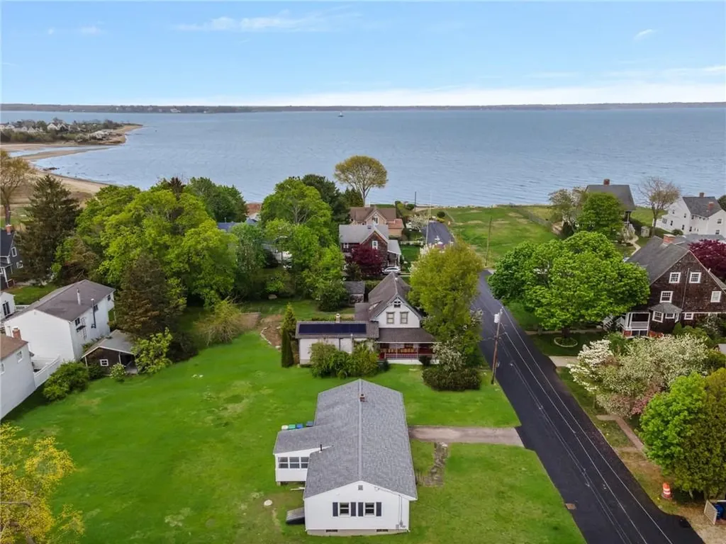 51 Lippitt Avenue Warwick RI 02889