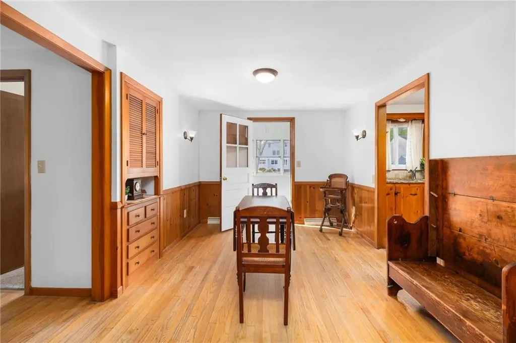 51 Lippitt Avenue Warwick RI 02889