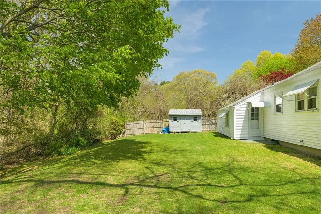 21 Houghton Street Barrington RI 02806