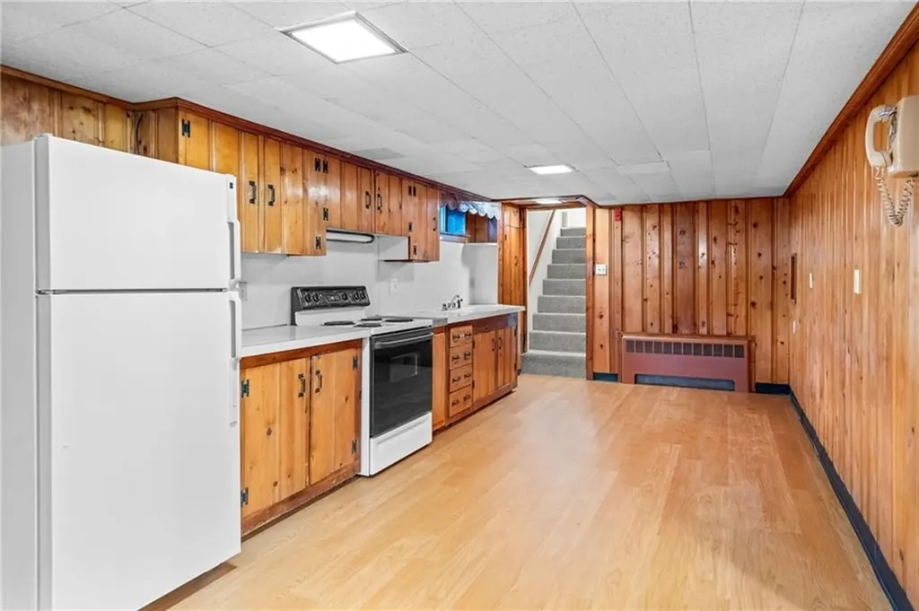 21 Houghton Street Barrington RI 02806