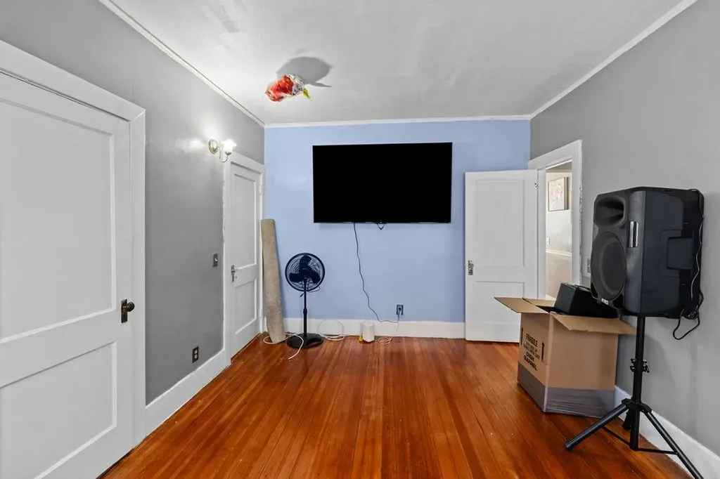 183 Gallatin Street Providence RI 02907