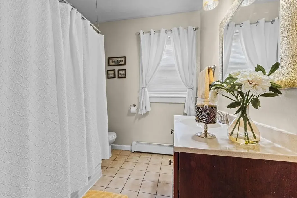 183 Gallatin Street Providence RI 02907
