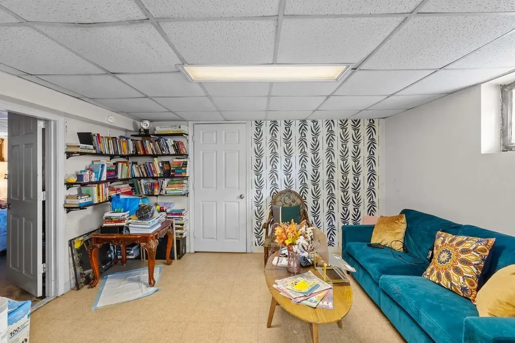183 Gallatin Street Providence RI 02907