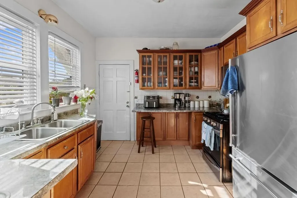 183 Gallatin Street Providence RI 02907