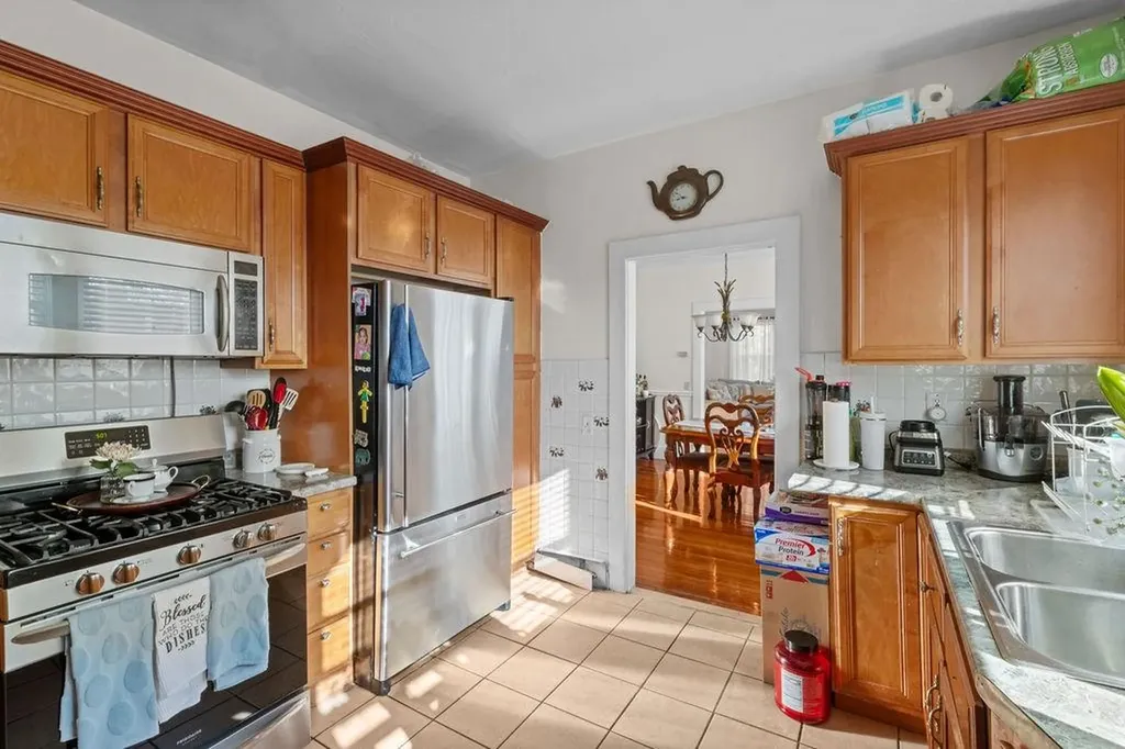 183 Gallatin Street Providence RI 02907