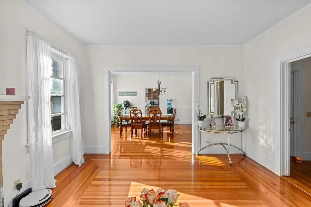 183 Gallatin Street Providence RI 02907