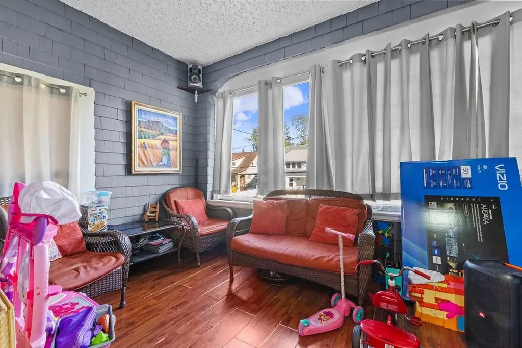 183 Gallatin Street Providence RI 02907