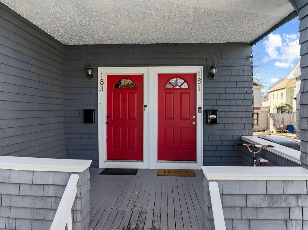 183 Gallatin Street Providence RI 02907