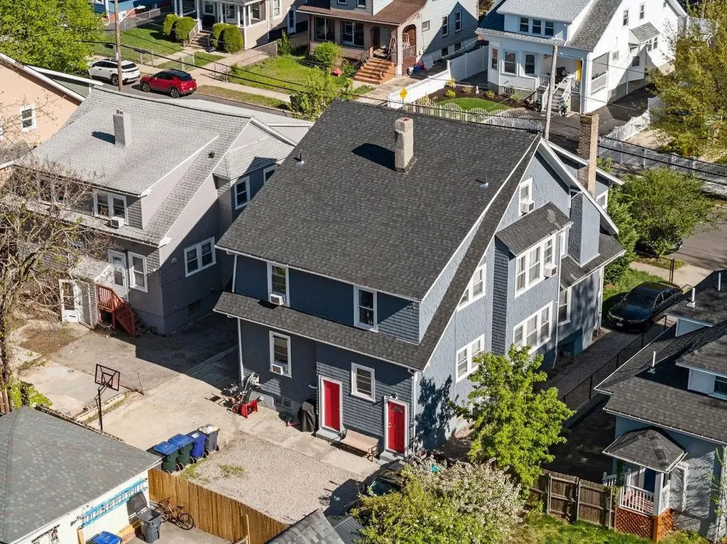 183 Gallatin Street Providence RI 02907