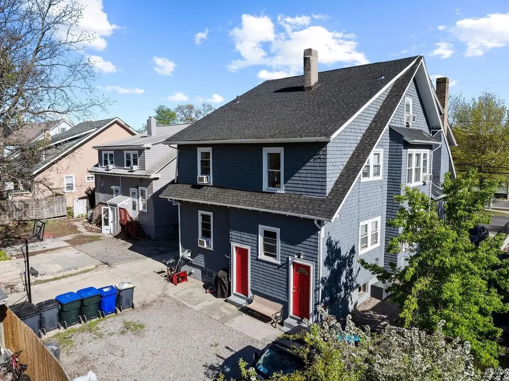 183 Gallatin Street Providence RI 02907