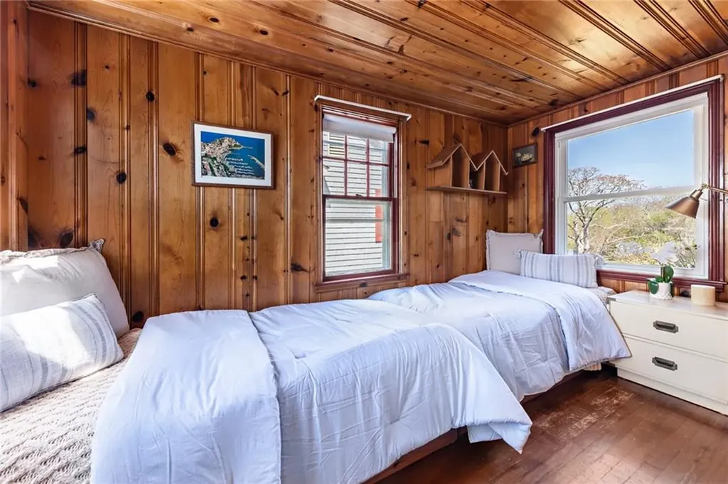 120 Houston Avenue Narragansett RI 02882