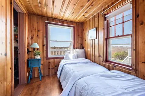 120 Houston Avenue Narragansett RI 02882