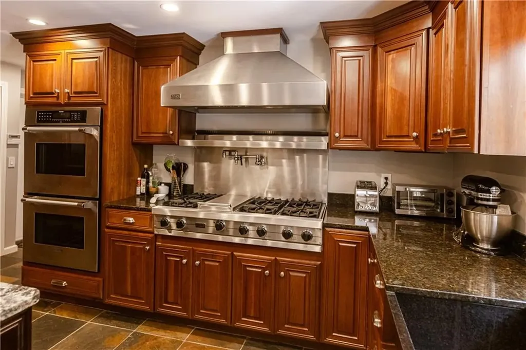 5 Colony Drive Johnston RI 02919