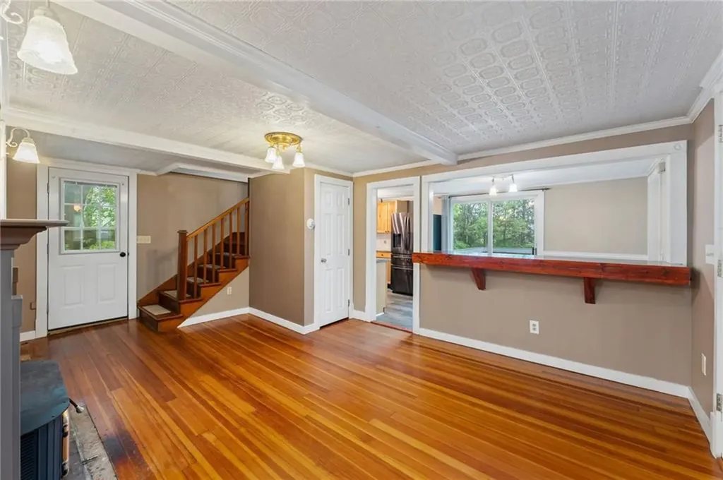 564 Exeter Road North Kingstown RI 02852