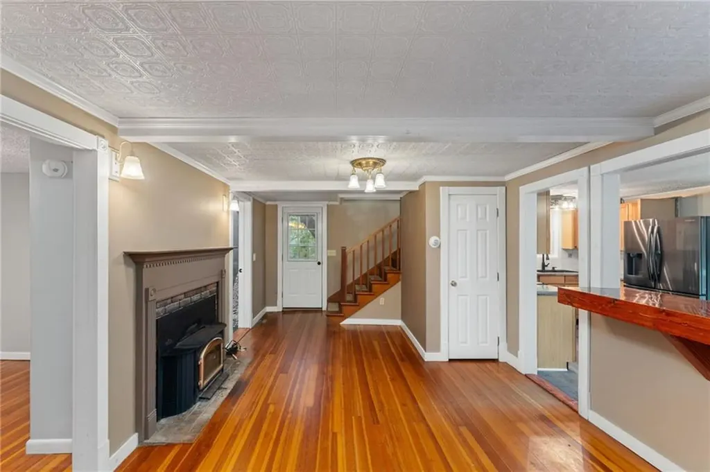564 Exeter Road North Kingstown RI 02852