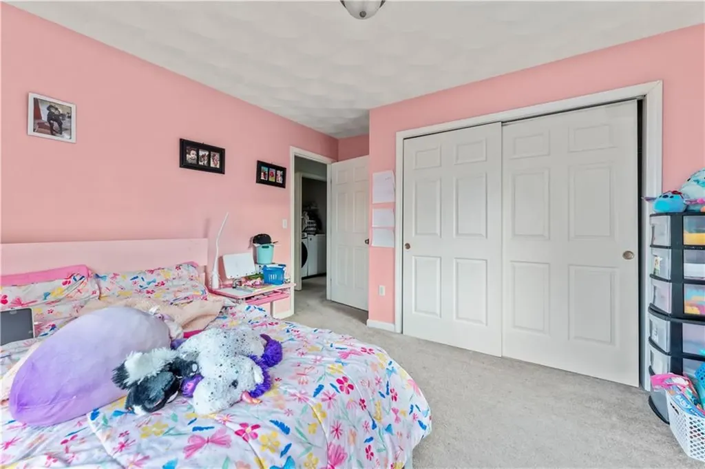 156 Coburn Street Warwick RI 02889