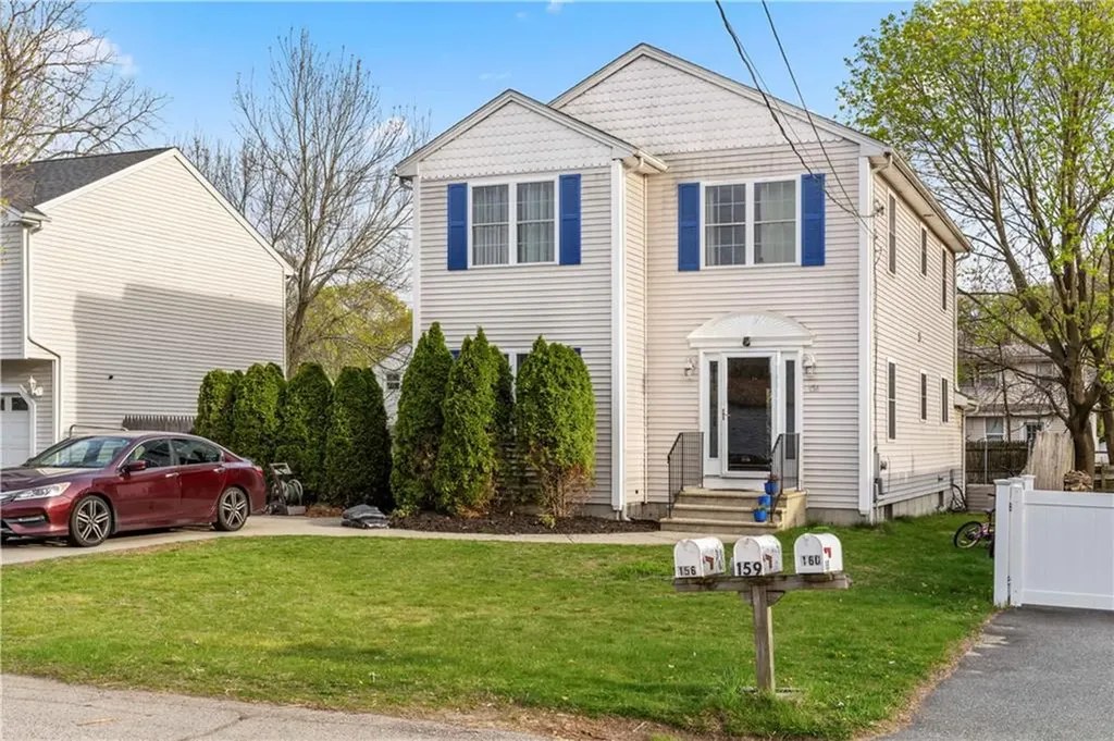 156 Coburn Street Warwick RI 02889