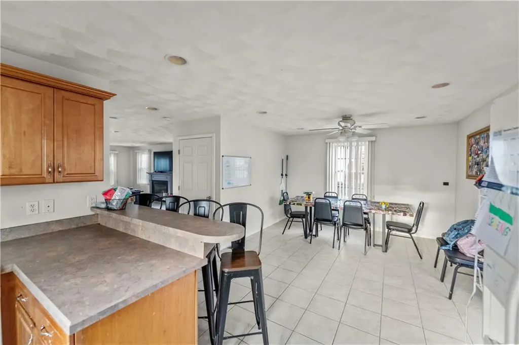 156 Coburn Street Warwick RI 02889