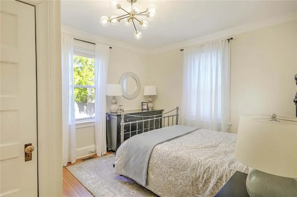 256 258 President Avenue Providence RI 02906