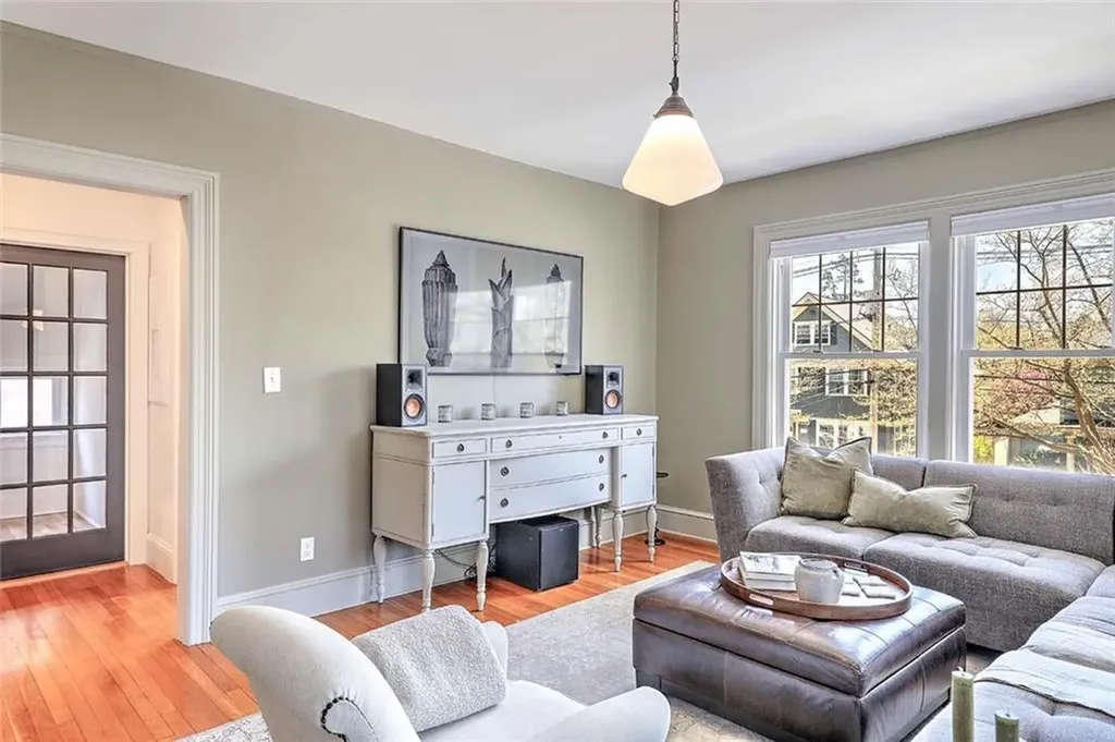 256 258 President Avenue Providence RI 02906