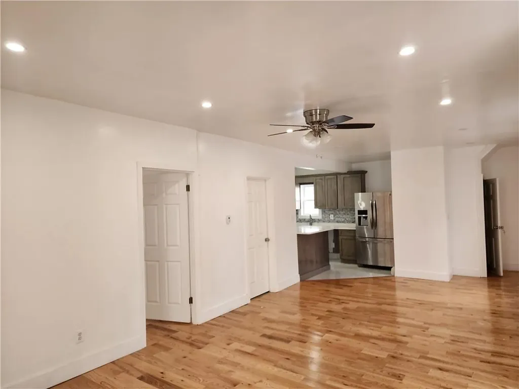 84 Wisdom Avenue Providence RI 02908