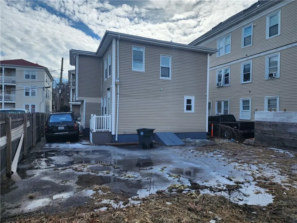 84 Wisdom Avenue Providence RI 02908