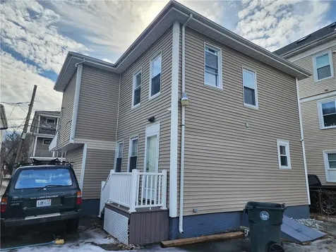 84 Wisdom Avenue Providence RI 02908