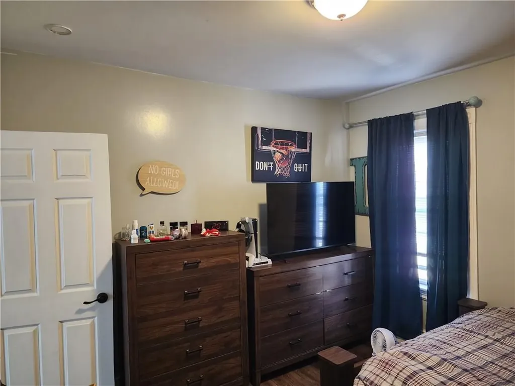 64 Westwood Avenue Cranston RI 02905