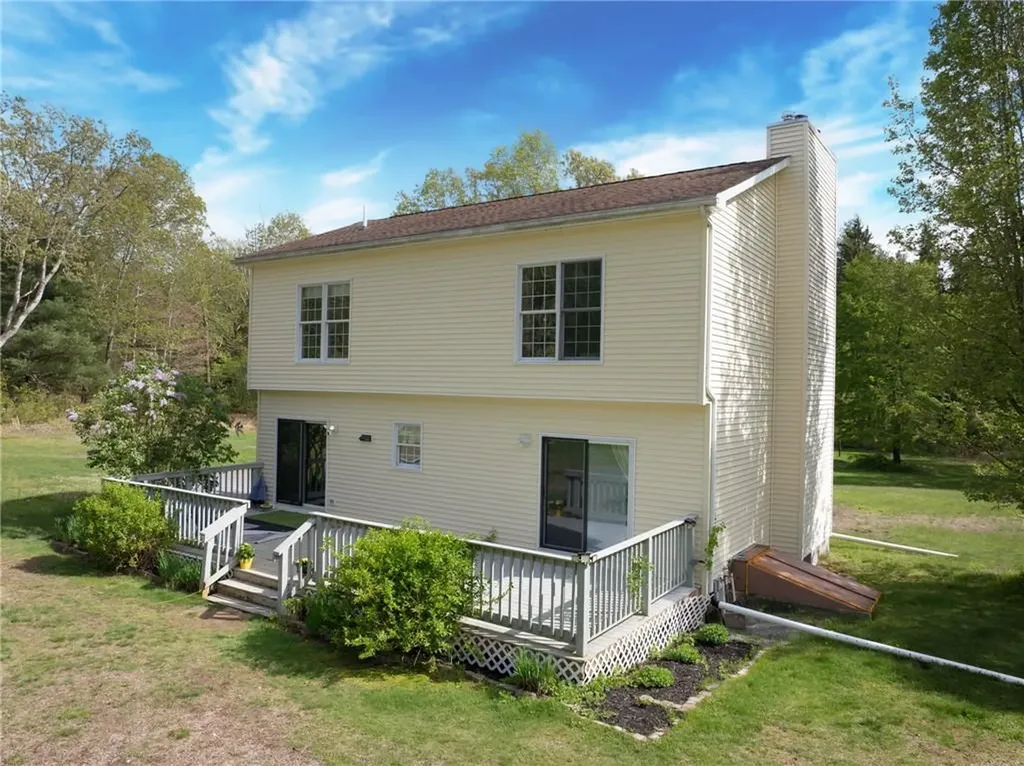 51 Mill Road Foster RI 02825