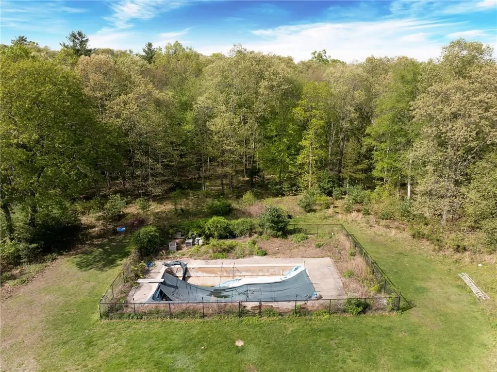 51 Mill Road Foster RI 02825