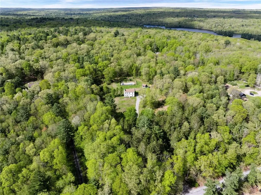 51 Mill Road Foster RI 02825