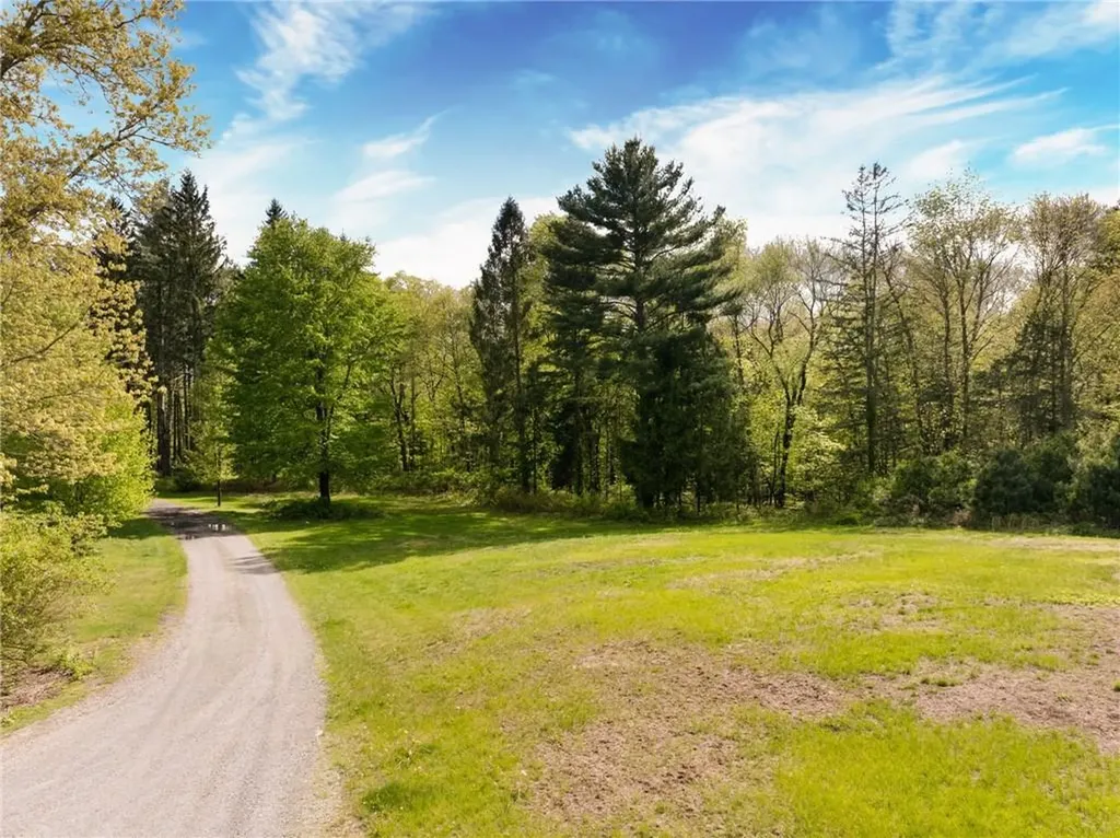51 Mill Road Foster RI 02825