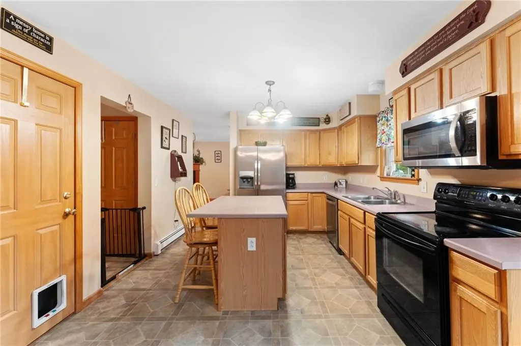 51 Mill Road Foster RI 02825